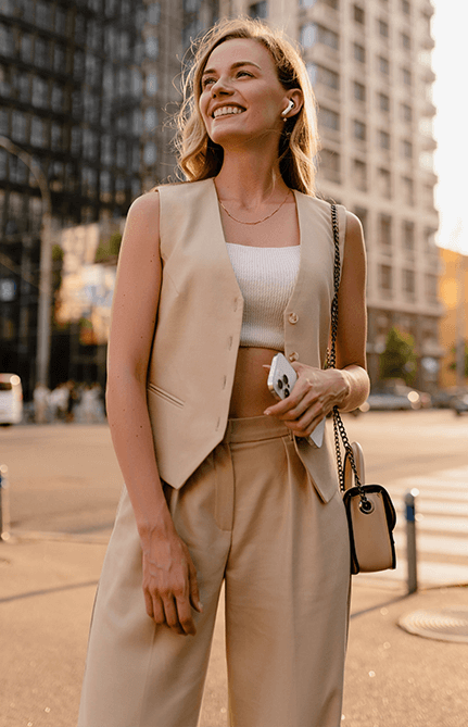 Clinical advantages of HALO laser treatment at Entice Dallas Intimate Wellness + Aesthetics for advanced skin resurfacing.