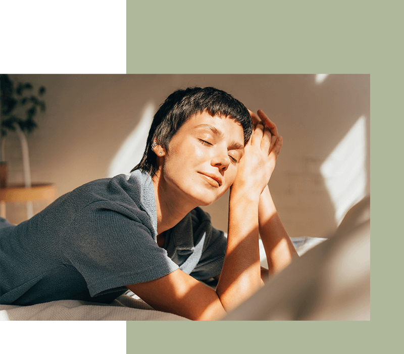Guide to the Vampire Facelift procedure at Entice Dallas Intimate Wellness + Aesthetics, illustrating how growth factors restore volume and skin texture.
